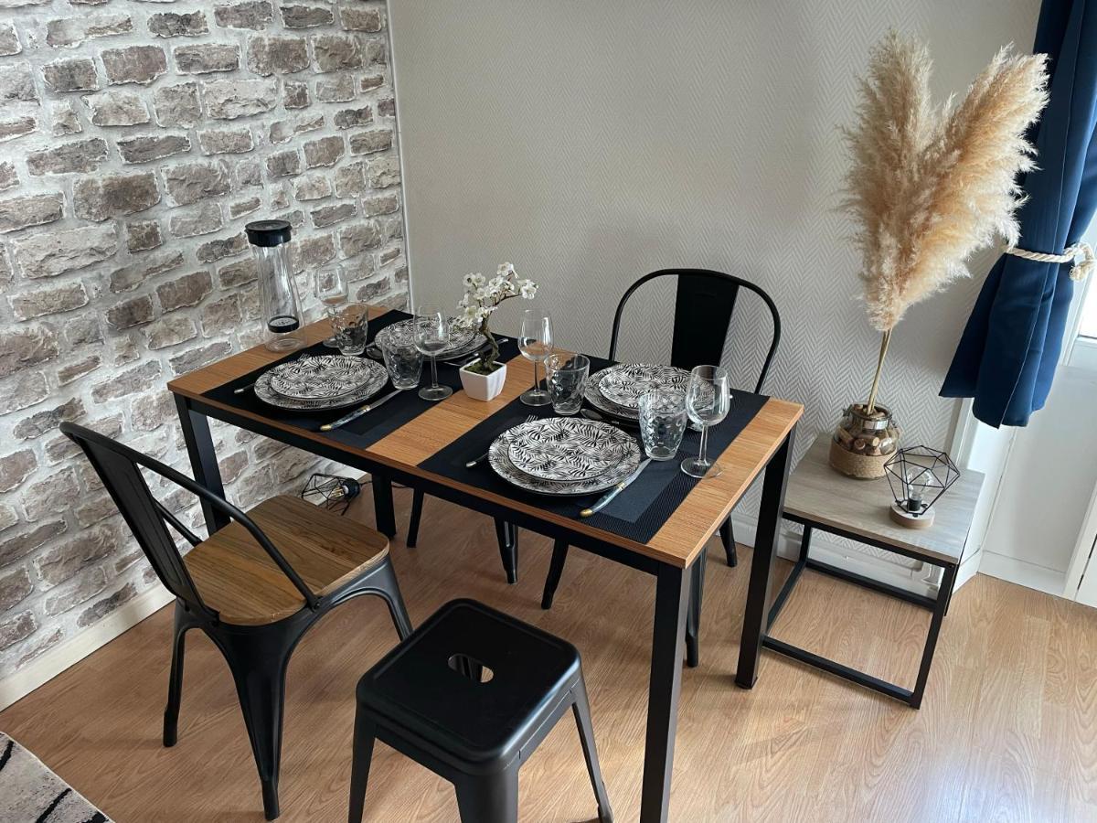 Cosy Studio - 50M Du Loing - Hyper-Centre Moret-sur-Loing Exterior foto